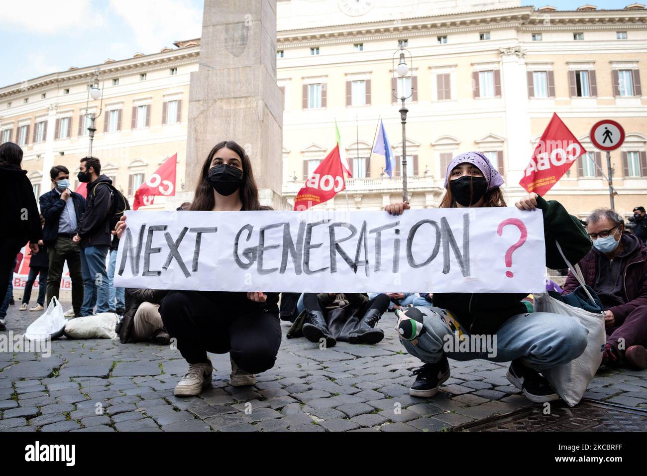 Manifestazione pubblica contro la chiusura delle scuole e l'insegnamento a distanza (D.A.D.) a causa dell'emergenza COVID-19, a Roma, Italia, il 26 marzo 2021. (Foto di Sirio Tesitore/NurPhoto) Foto Stock