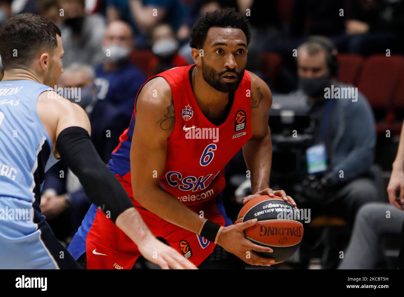 Darrun Hilliard (C) di CSKA Mosca in azione durante la partita di pallacanestro Eurolega tra Zenit San Pietroburgo e CSKA Mosca il 30 marzo 2021 alla Sibur Arena di San Pietroburgo, Russia. (Foto di Mike Kireev/NurPhoto) Foto Stock