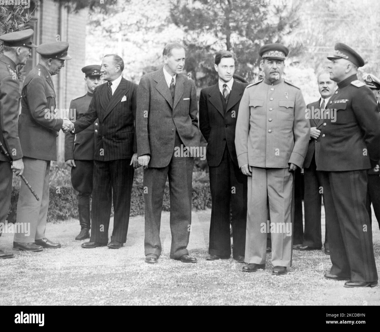 Leader politici e militari partecipano alla Conferenza di Teheran durante la seconda guerra mondiale Foto Stock