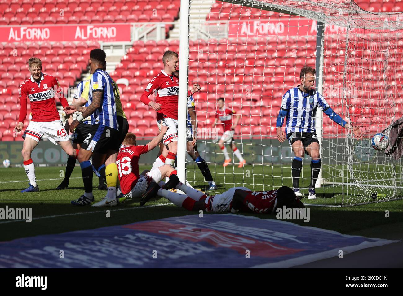 Il Duncan Watmore di Middlesbrough segna il terzo goal durante la partita del campionato Sky Bet tra Middlesbrough e Sheffield Wednesday al Riverside Stadium di Middlesbrough il 24th aprile 2021. (Foto di Mark Fletcher/MI News/NurPhoto) Foto Stock