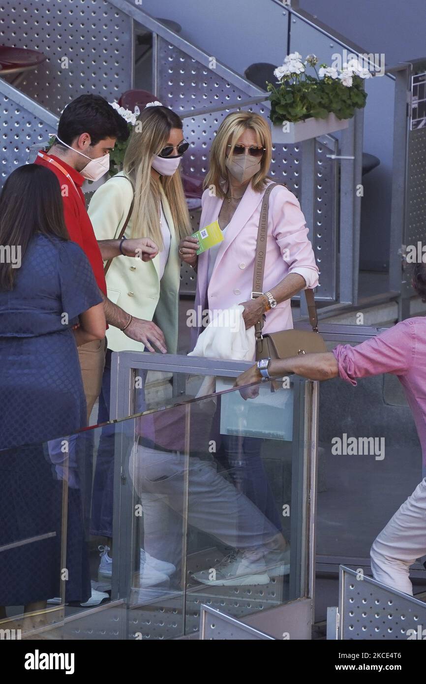 Maria Isabel Nadal e Ana Maria Parera hanno partecipato all'ATP Tour Madrid Open tennis Tournament 2021, torneo di tennis singolo, il quarto finale, alla Caja Magica di Madrid il 7 maggio 2021 spagna (Foto di Oscar Gonzalez/NurPhoto) Foto Stock