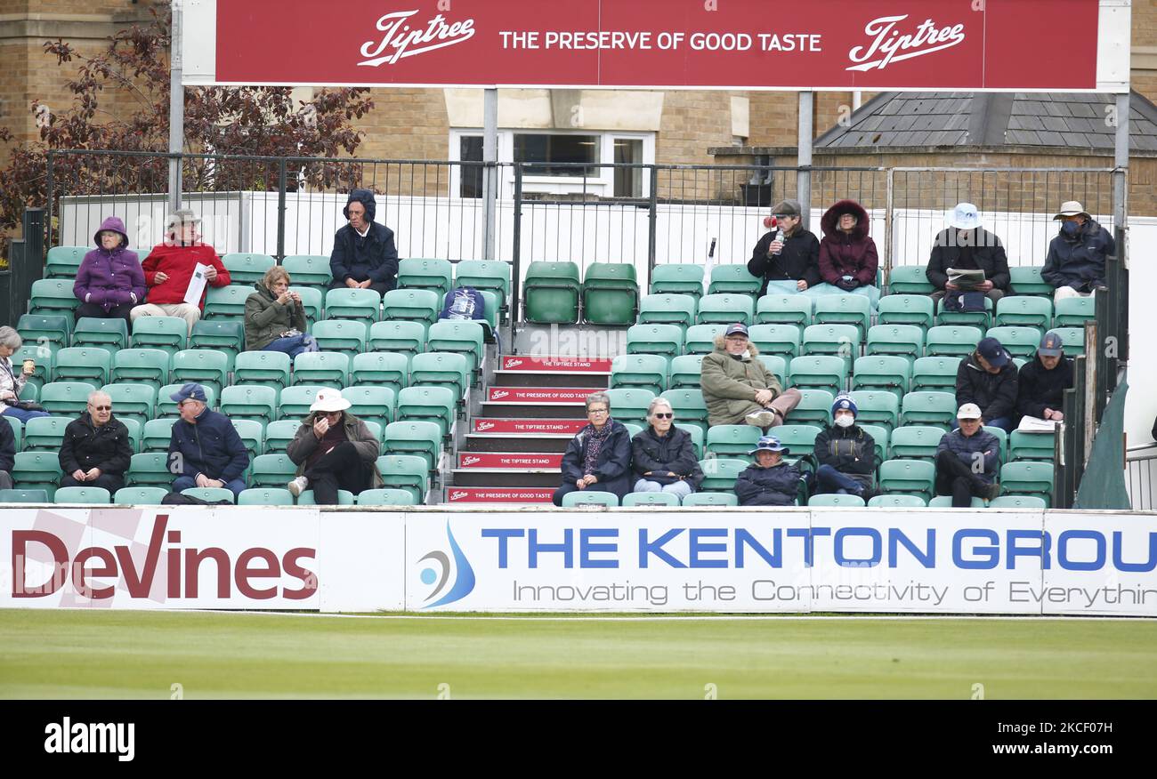 I fan sono tornati durante il LV Insurance County Championship Group 1 Day uno dei quattro tra Essex CCC e Warwickshire CCC presso il Cloudfm County Ground il 20th maggio 2021 a Chelmsford, Inghilterra (Photo by Action Foto Sport/NurPhoto) Foto Stock