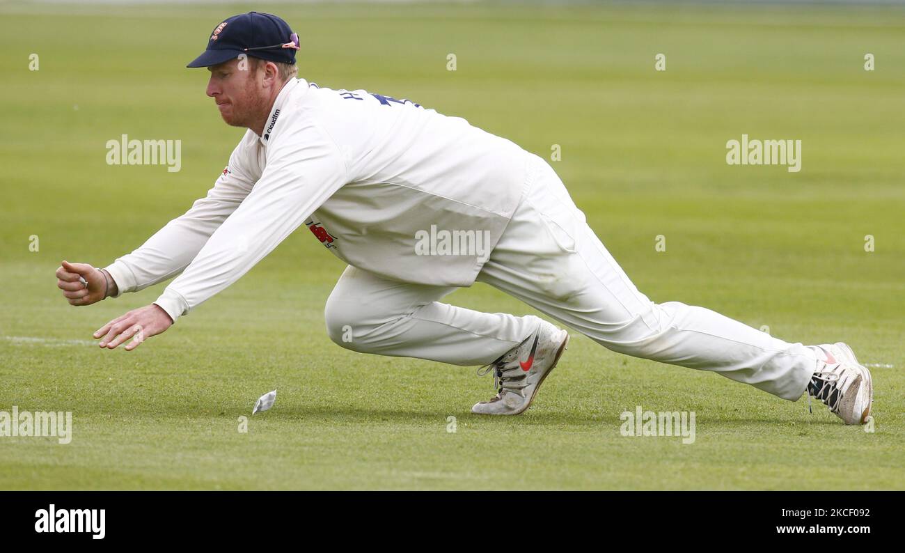 Simon Harmer dell'Essex durante il LV Insurance County Championship Group 1 giorno uno dei quattro tra l'Essex CCC e il Warwickshire CCC presso il Cloudfm County Ground il 20th maggio 2021 a Chelmsford, Inghilterra (Photo by Action Foto Sport/NurPhoto) Foto Stock