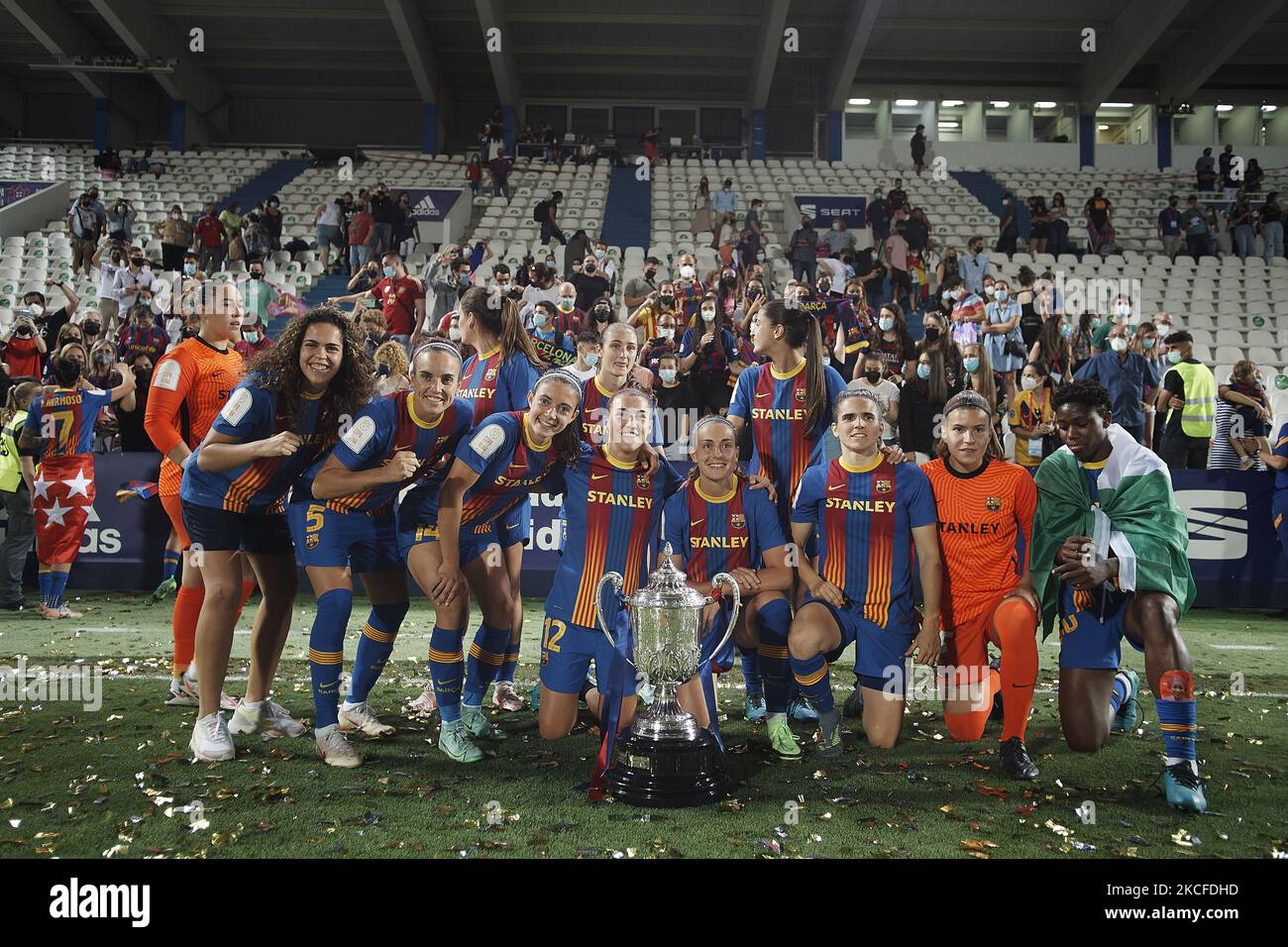 I giocatori di Barcellona celebrano la vittoria dopo la finale della Copa de la Reina tra il FC Barcelona e il Levante all'Estadio Municipal de Butarque il 30 maggio 2021 a Leganes, Spagna. (Foto di Jose Breton/Pics Action/NurPhoto) Foto Stock