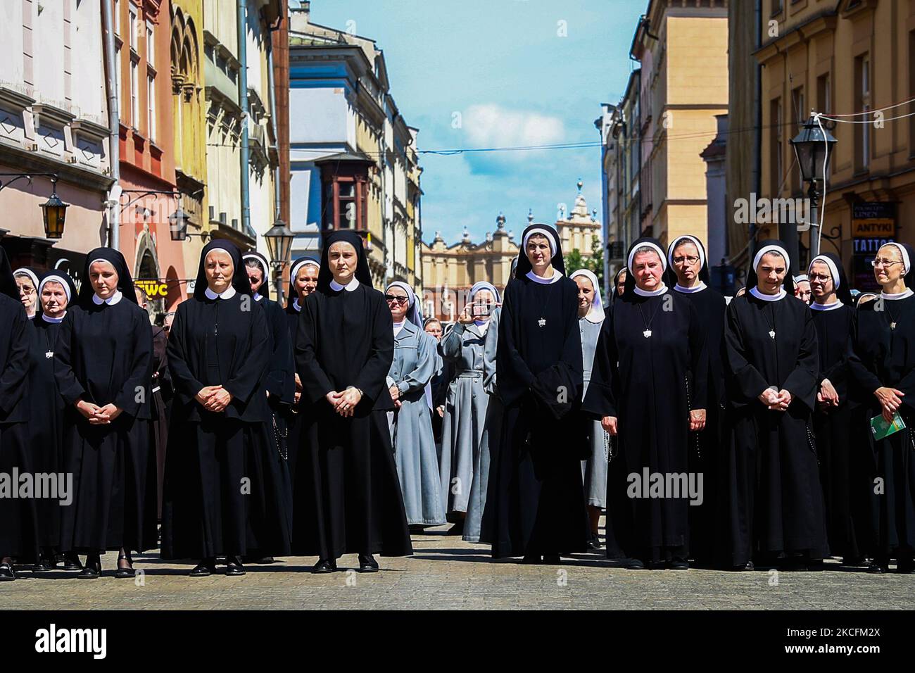 Donna vestita da suore immagini e fotografie stock ad alta risoluzione