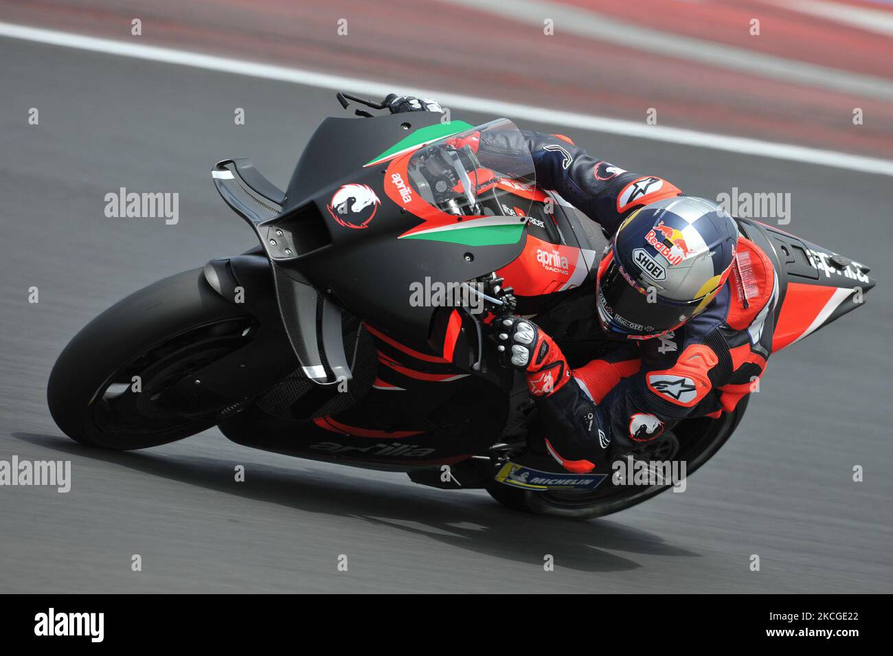 Andrea Dovizioso e l'Aprilia Racing Team Gresini durante i test MotoGP del Misano World Circuit il 24 giugno 2021. (Foto di Lorenzo di Cola/NurPhoto) Foto Stock