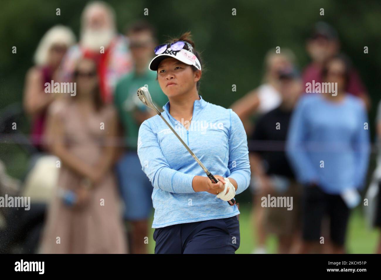 Megan Khang di Rockland, Massachusetts, segue il suo tiro al green 17th durante il terzo round del torneo di golf Marathon LPGA Classic all'Highland Meadows Golf Club di Sylvania, Ohio, USA Sabato 10 luglio 2021. (Foto di Amy Lemus/NurPhoto) Foto Stock