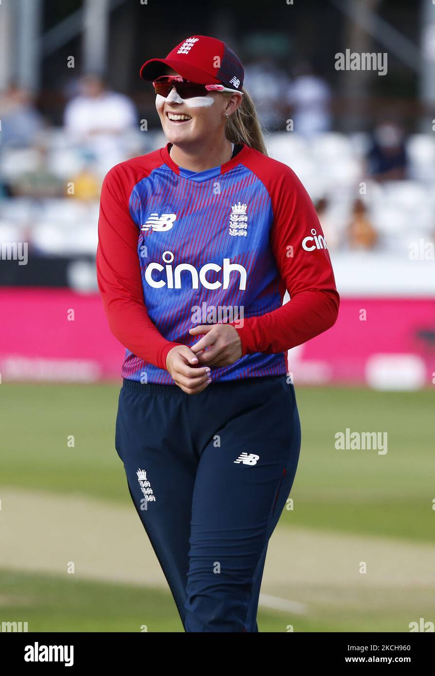 Sophie Ecclestone of England Woman durante Womens International 3rd Vitality IT / 20 tra Inghilterra Donne e India Donne al Cloudfm County Ground, Chelmsford, il 14th luglio 2021 (Photo by Action Foto Sport/NurPhoto) Foto Stock