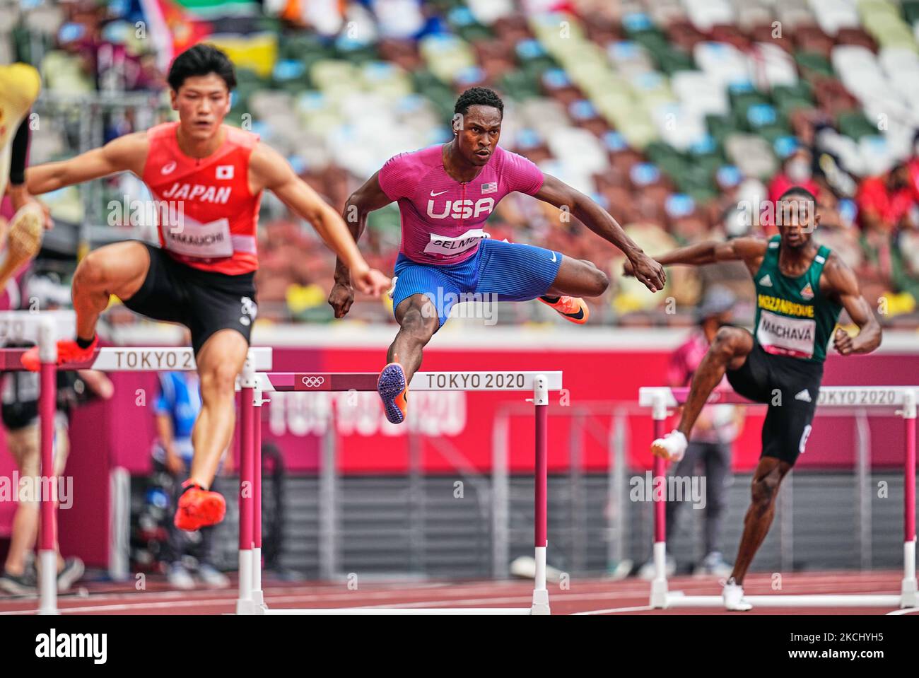 Kenneth Selmon dagli Stati Uniti durante gli ostacoli di 400 metri per gli uomini alle Olimpiadi di Tokyo, Stadio Olimpico di Tokyo, Giappone il 30 luglio 2021. (Foto di Ulrik Pedersen/NurPhoto) Foto Stock