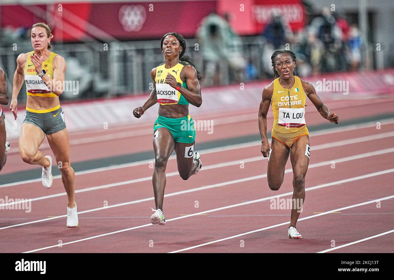 Marie-Josee Ta Lou durante 100 metro per le donne alle Olimpiadi di Tokyo, Stadio Olimpico di Tokyo, Tokyo, Giappone il 31 luglio 2021. (Foto di Ulrik Pedersen/NurPhoto) Foto Stock