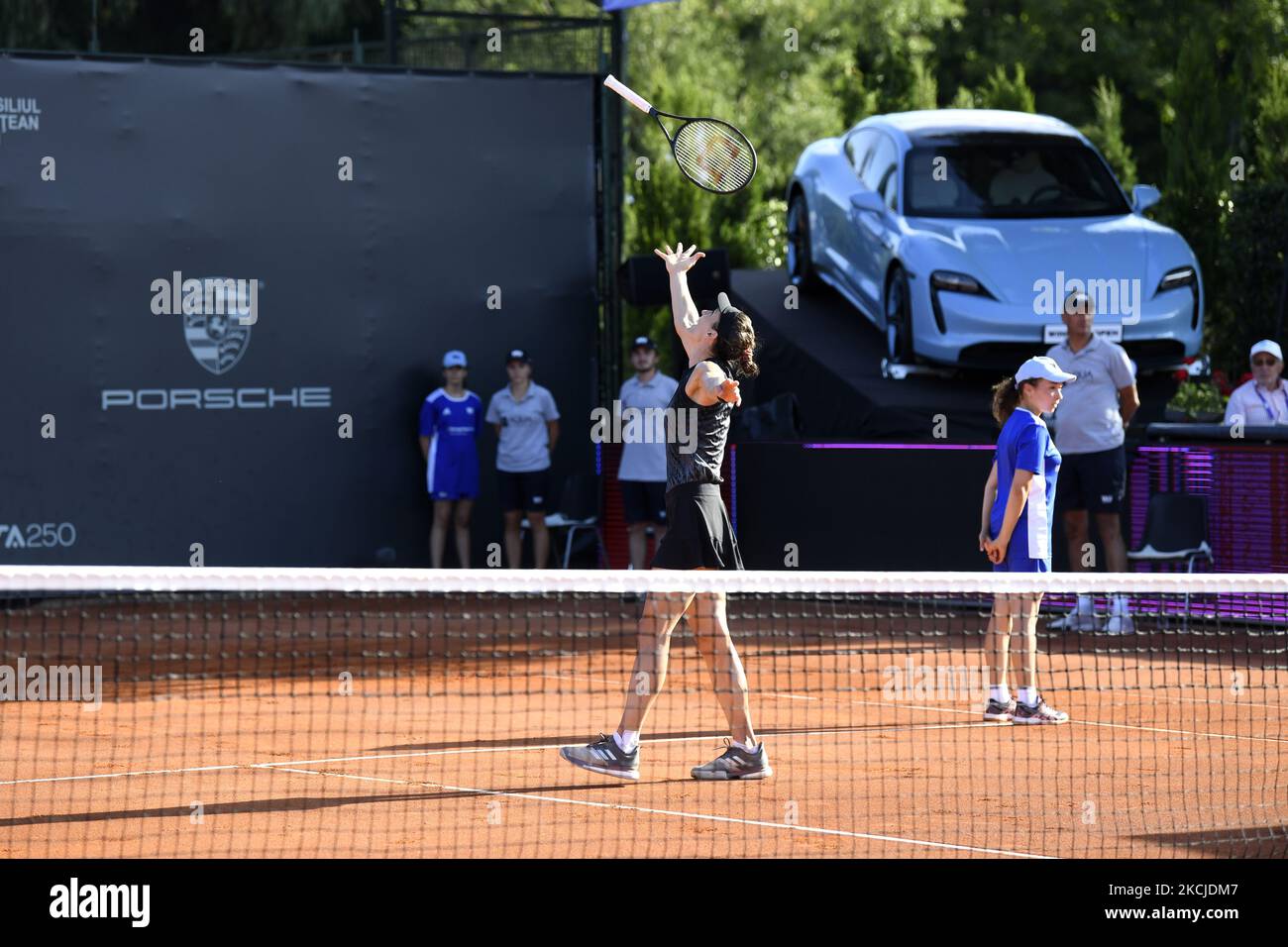Andrea Petkovic festeggia la vittoria contro Mayar Sherif, Singles, Center Court, finale al Winners Open di Cluj-Napoca, Romania, 8 agosto 2021 (Foto di Flaviu Buboi/NurPhoto) Foto Stock