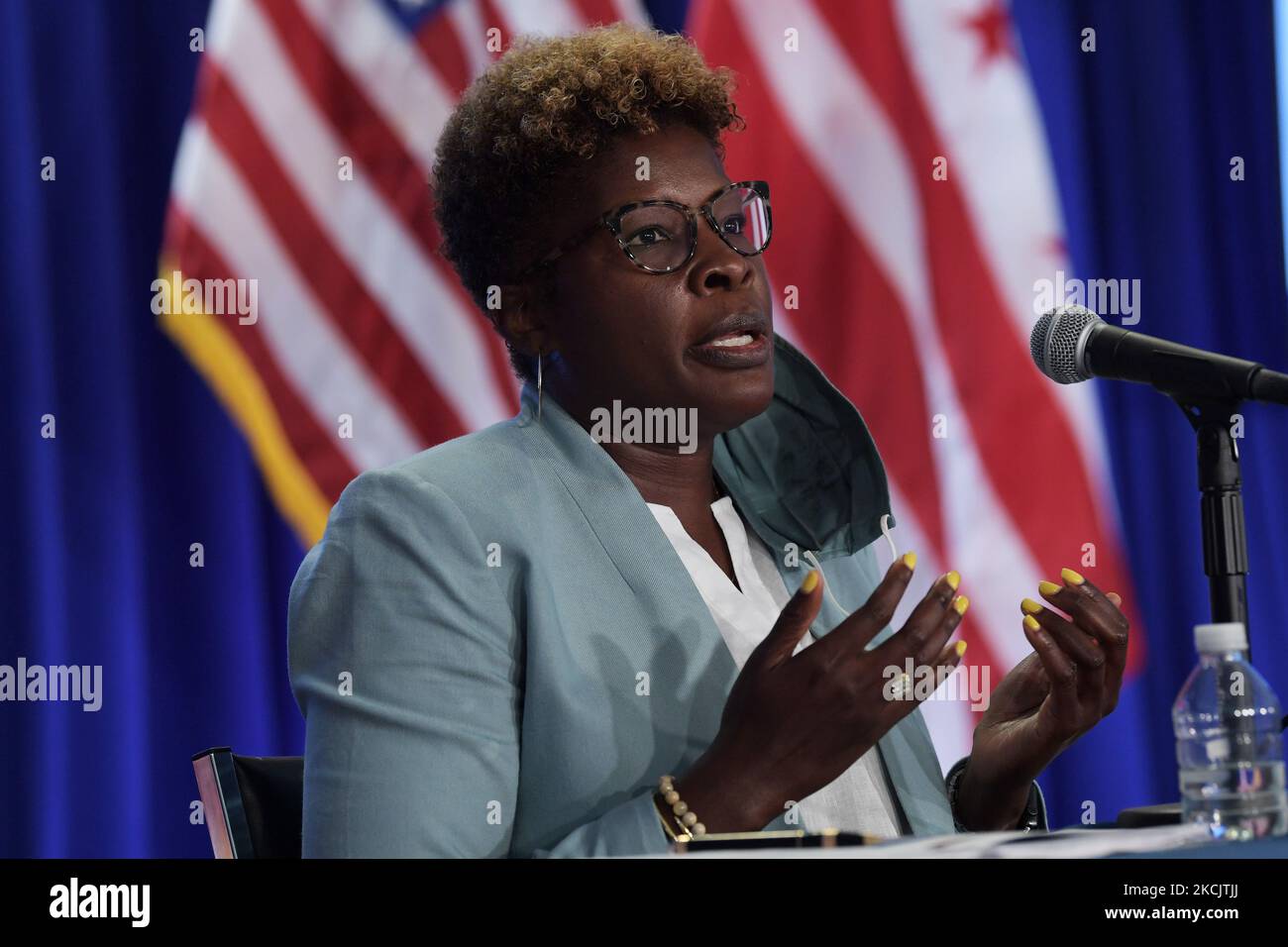 LaQuandra Nesbitt, direttore del Dipartimento della Salute della DC, parla oggi il 16 agosto 2021 alla Old Council Chambers di Washington DC, USA, durante una conferenza stampa sull'aggiornamento situazionale di Covid 19. (Foto di Lenin Nolly/NurPhoto) Foto Stock