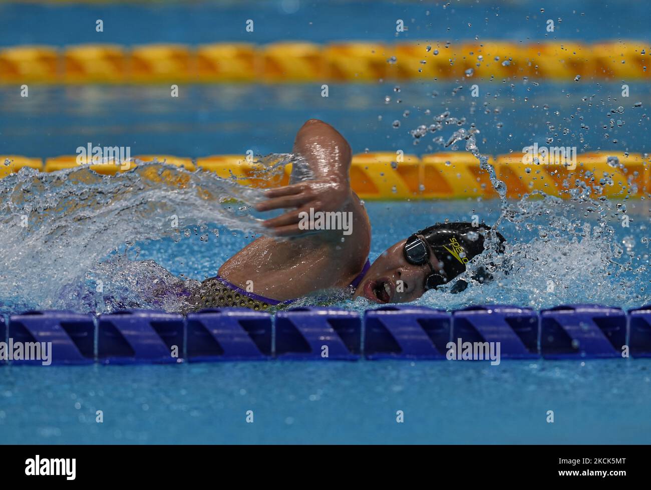 Li Zhang dalla Cina vincendo l'oro durante il nuoto presso il Tokyo Paraolympics, Tokyo Aquatic Center, Tokyo, Giappone il 25 agosto 2021. (Foto di Ulrik Pedersen/NurPhoto) Foto Stock