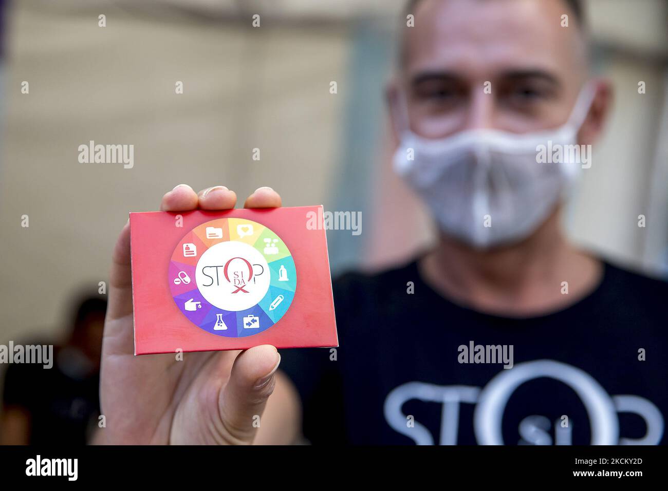 La comunità LGTBI celebra la giornata di Pride BCN 2021 a Barcellona, dopo essere stata rinviata a causa della pandemia di Coronavirus / Covid-19, a Barcellona, in Spagna, il 5 settembre 2021. (Foto di Albert Llop/NurPhoto) Foto Stock