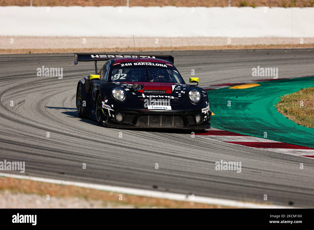 Piloti: Jurgen Haring, Bobby Gonzales, Wolfgang Triller e Marco Seefried della Herberth Motorsport con Porsche 911 GT3 R (991 II) durante la HANKOOK 24H BARCELLONA 2021 Race sul circuito di Catalunya. (Foto di DAX Images/NurPhoto) Foto Stock