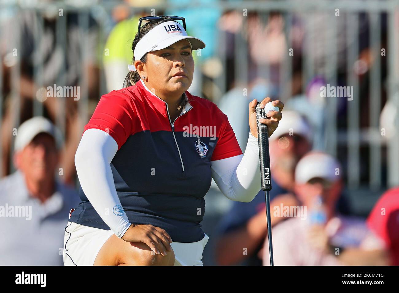 Lizette Salas del Team USA allinea il suo putt sul green 18th durante l'ultimo round della Solheim Cup all'Inverness Club, a Toledo, Ohio, USA, lunedì, Settembre 6, 2021. (Foto di Amy Lemus/NurPhoto) Foto Stock