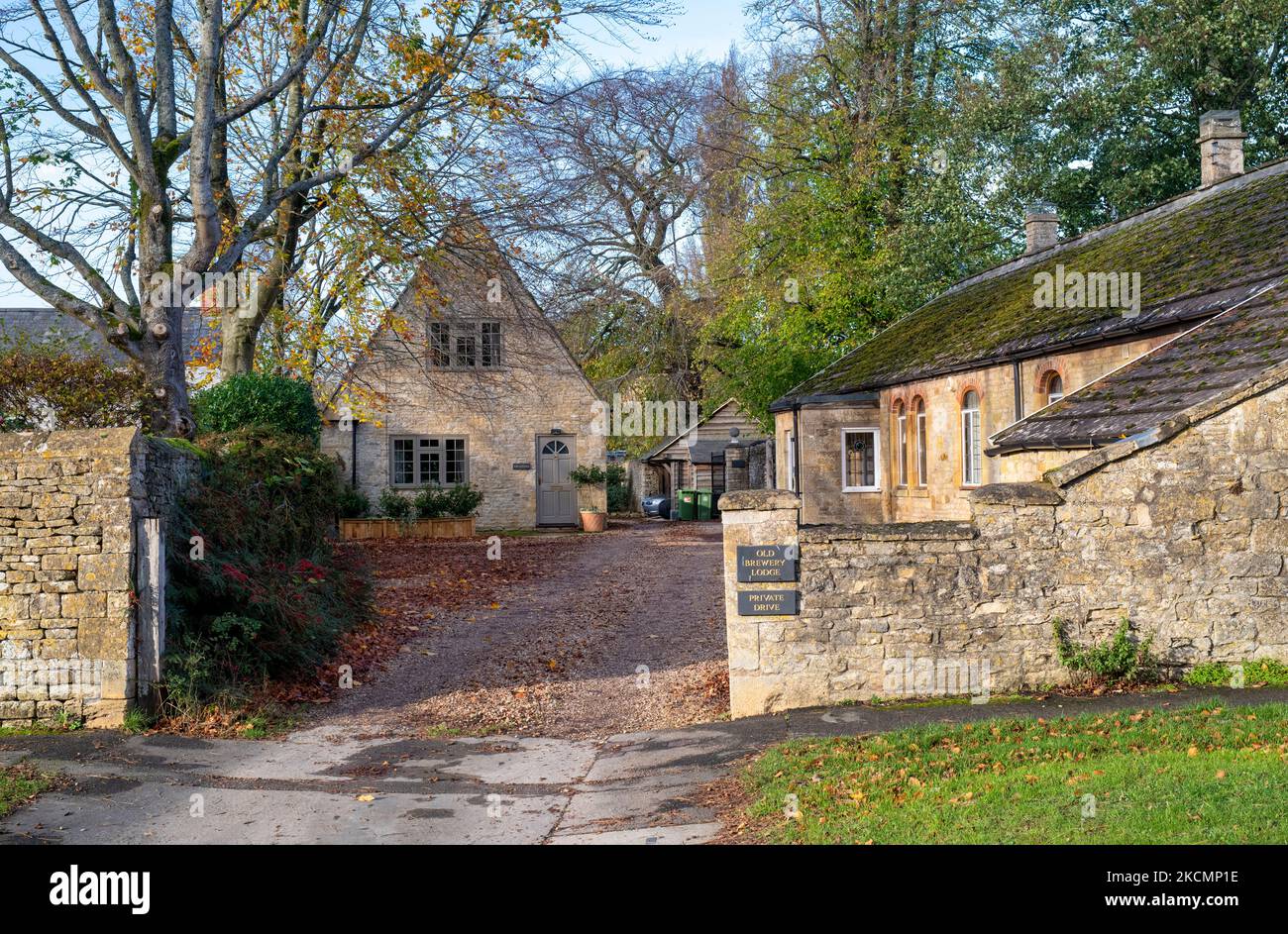 Little Compton cottage in autunno. Little Compton, Warwickshire, Inghilterra Foto Stock