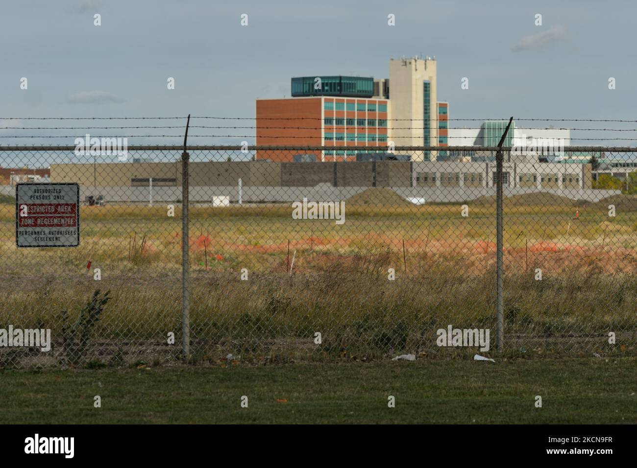 Il cito dell'ex Edmonton City Centre Airport . Venerdì, 17 agosto 2021, a Edmonton, Alberta, Canada. (Foto di Artur Widak/NurPhoto) Foto Stock
