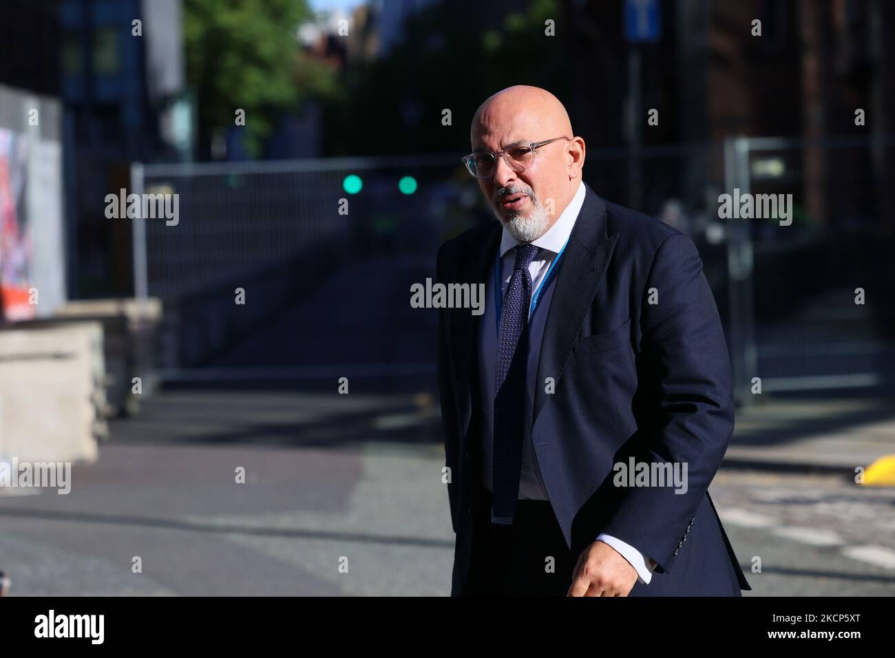 Nadhim Zahawi MP, Segretario di Stato per l'istruzione, il quarto giorno della Conferenza del Partito conservatore a Manchester Central, Manchester, mercoledì 6th ottobre 2021. (Foto di MI News/NurPhoto) Foto Stock