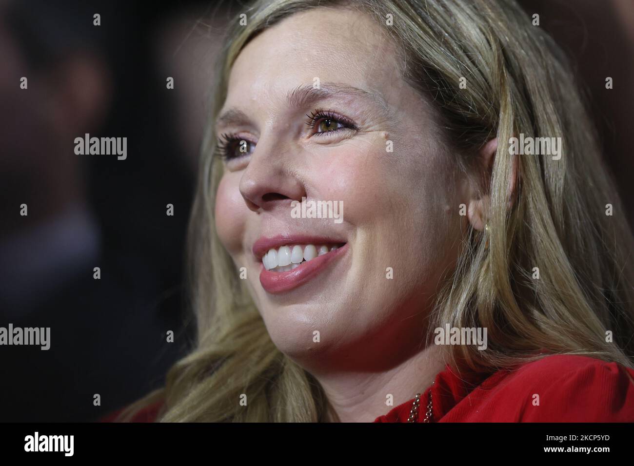 Carrie Johnson, moglie del primo ministro Boris Johnson, guarda il discorso di Johnson nel giorno quattro della Conferenza del Partito conservatore a Manchester Central, Manchester, mercoledì 6th ottobre 2021. (Foto di MI News/NurPhoto) Foto Stock