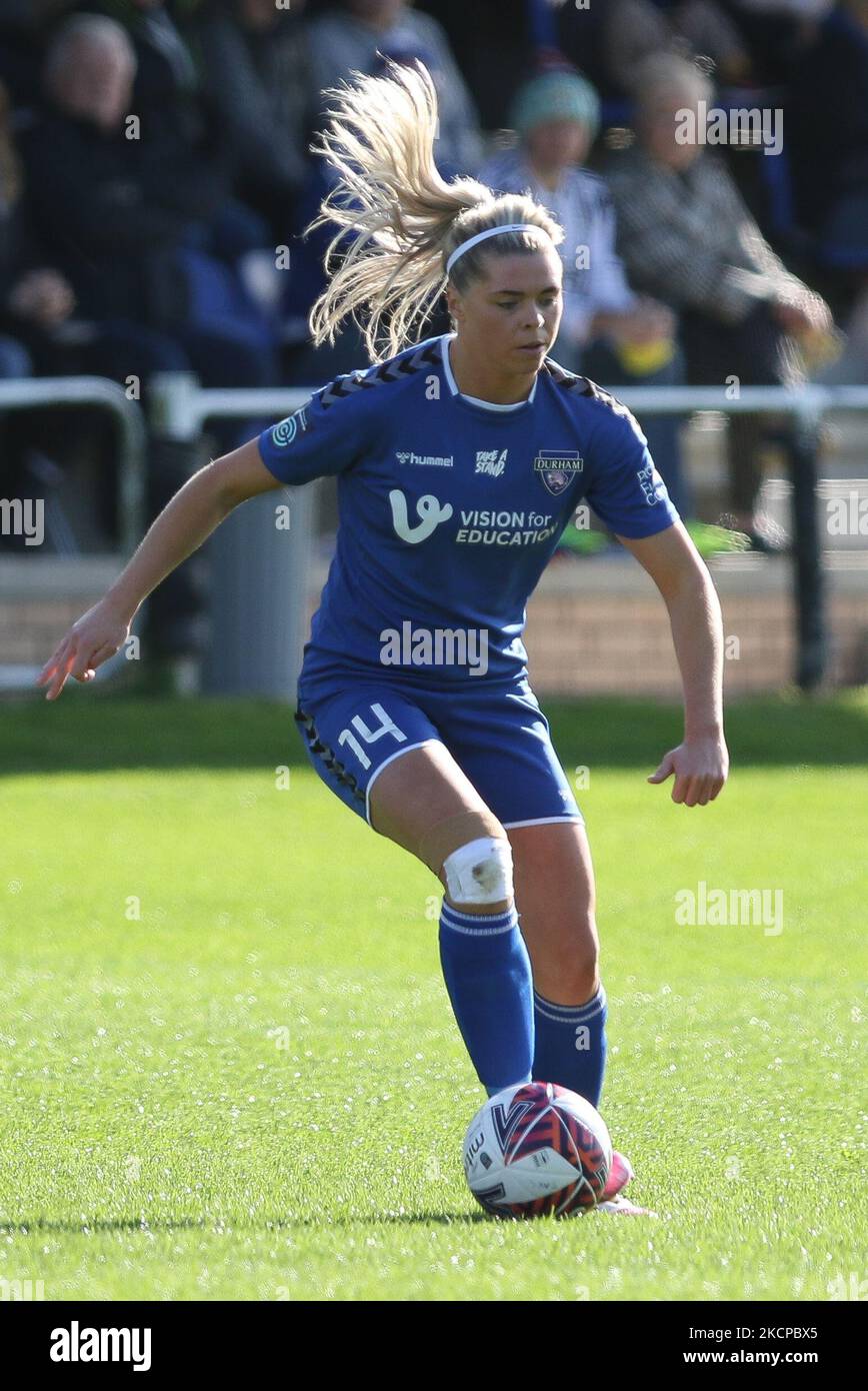 Becky Salicki di Durham in azione durante la partita di fa Women's Championship tra Sunderland e Durham Women FC all'Eppleton CW, Hetton, domenica 10th ottobre 2021. (Foto di will Matthews/MI News/NurPhoto) Foto Stock