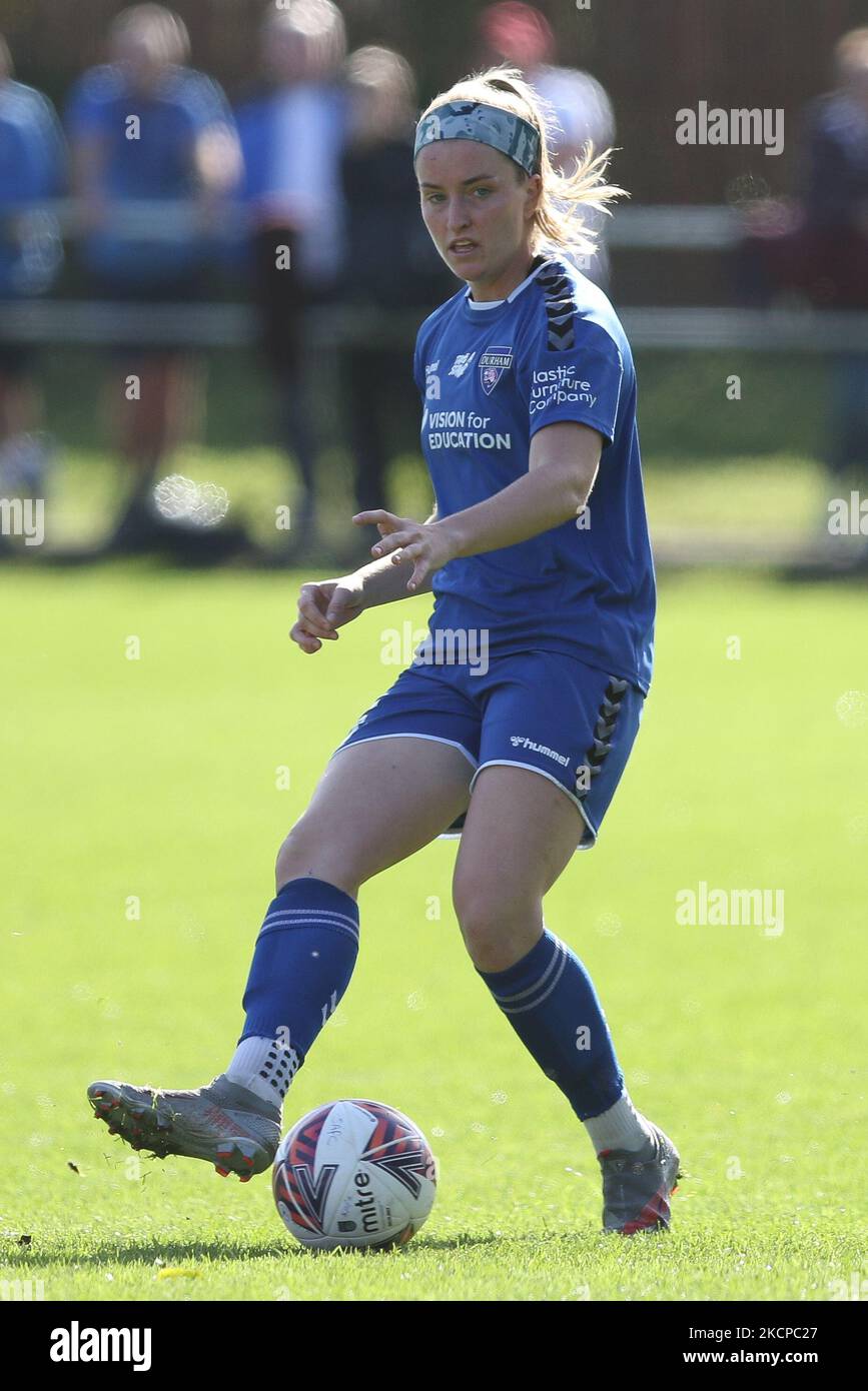 Dee Bradley di Durham in azione durante la partita di fa Women's Championship tra Sunderland e Durham Women FC all'Eppleton CW, Hetton, domenica 10th ottobre 2021. (Foto di will Matthews/MI News/NurPhoto) Foto Stock