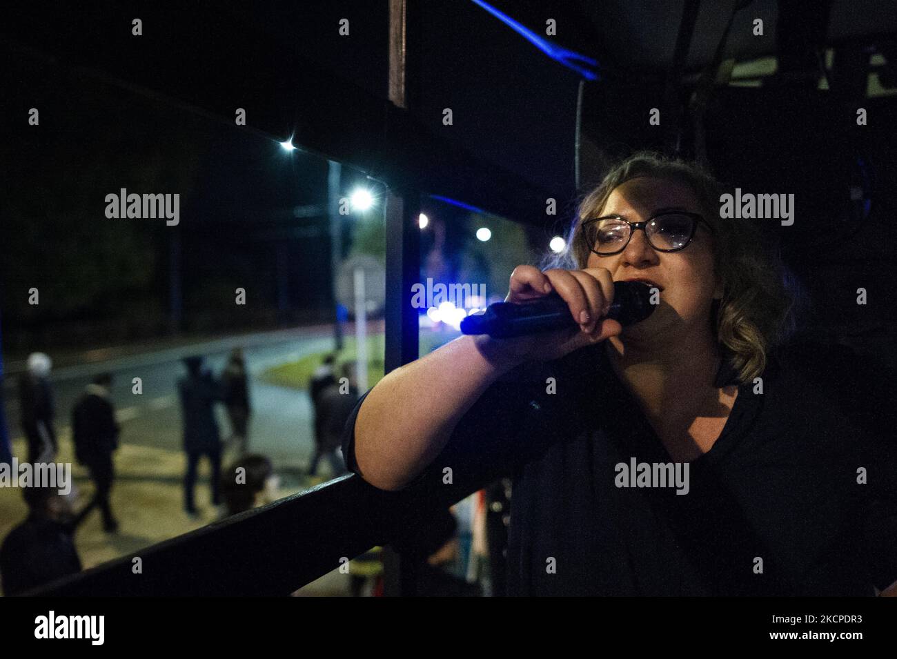 I manifestanti di Pro Europe dopo che il Tribunale costituzionale ha stabilito che la costituzione polacca ha il primato sulle leggi UE il 10 ottobre 2021 a Varsavia, Polonia. Il 7 ottobre la Corte costituzionale polacca ha stabilito che alcuni articoli dei trattati europei erano incompatibili con la costituzione nazionale e minavano la sovranità della Polonia. (Foto di Piotr Lapinski/NurPhoto) Foto Stock