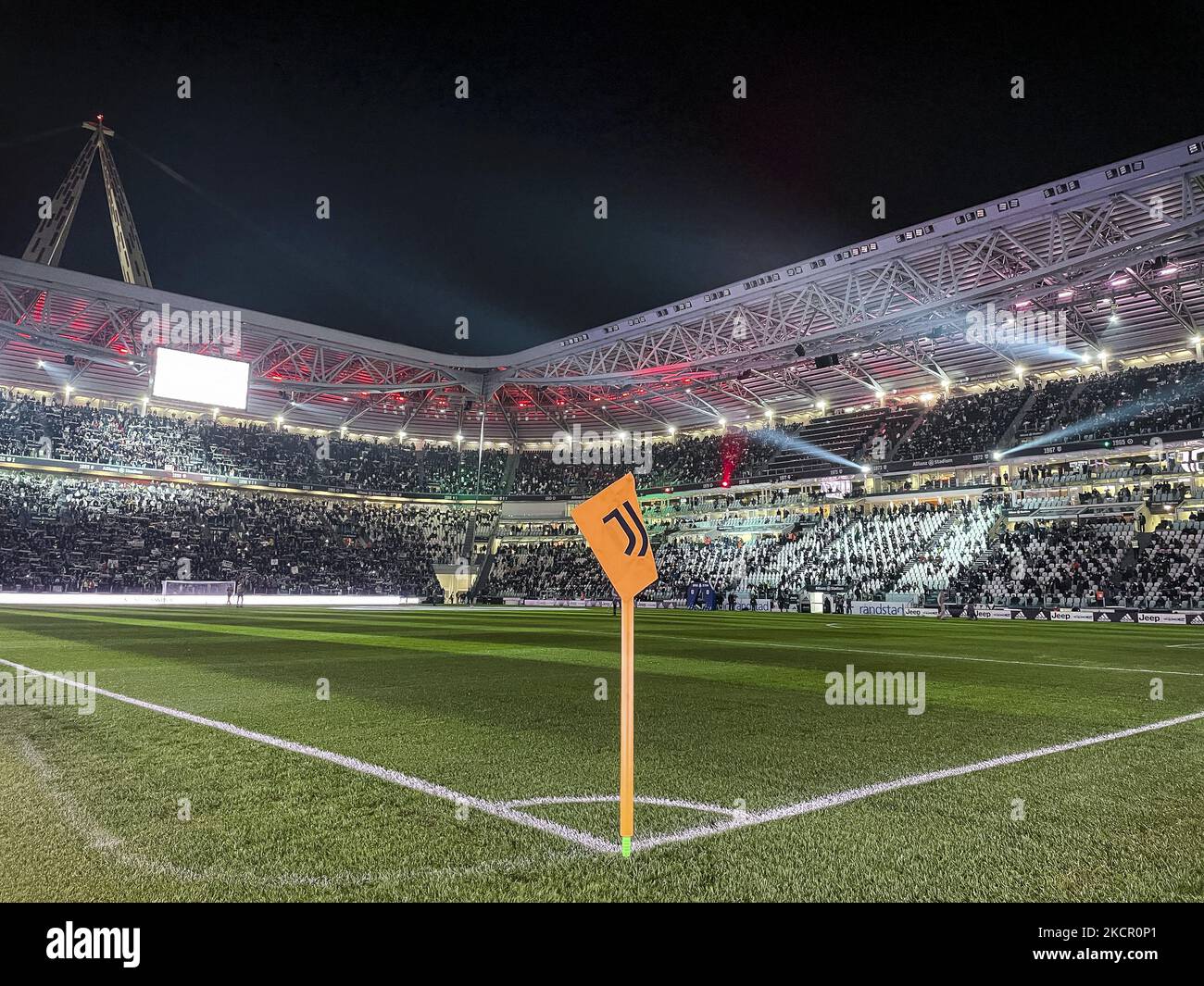 Una visione generale dello Stadio Juventus Allianz prima della Serie A partita di calcio n.8 JUVENTUS - ROMA il 17 ottobre 2021 allo Stadio Allianz di Torino, Piemonte, Italia. Risultato finale: Juventus-Roma 1-0. (Foto di Matteo Bottanelli/NurPhoto) Foto Stock