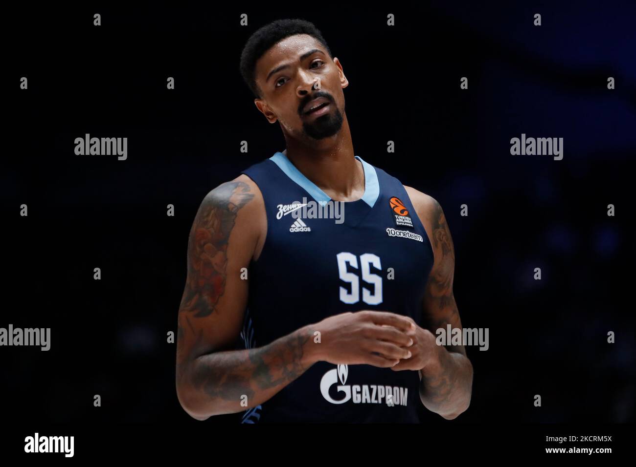 Jordan Topolino di Zenit guarda durante la partita di pallacanestro dell'Eurolega tra Zenit San Pietroburgo e il Real Madrid il 27 ottobre 2021 al Palazzo dello Sport di Yubileyny a San Pietroburgo, Russia. (Foto di Mike Kireev/NurPhoto) Foto Stock