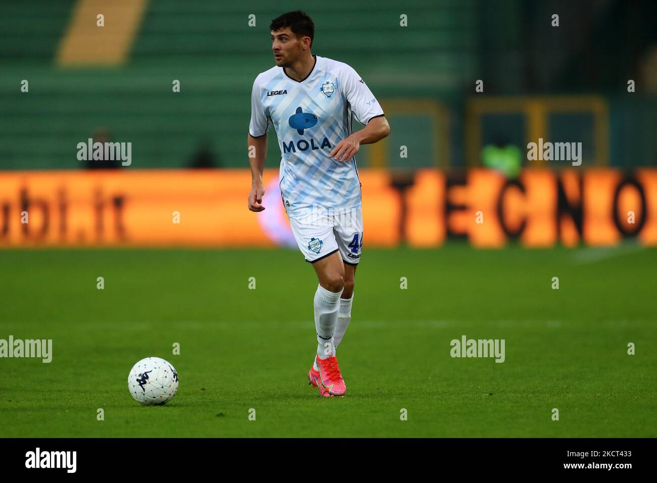 Solini Matteo (como) in occasione del Campionato Italiano di Calcio BKT Ternana Calcio vs Como 1907 il 01 novembre 2021 allo Stadio libero liberati di Terni (Foto di Luca Marchetti/LiveMedia/NurPhoto) Foto Stock