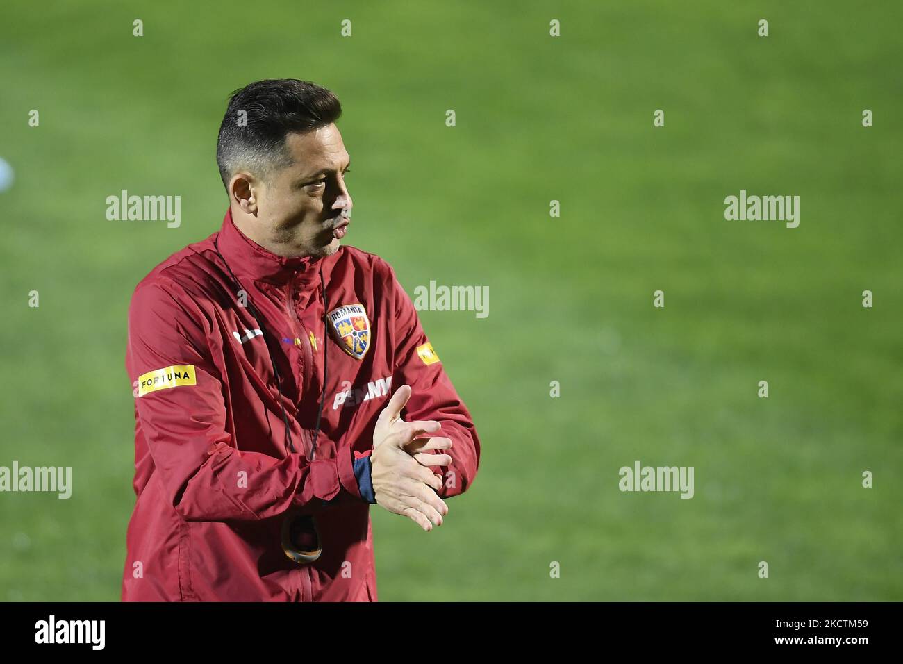 MIREL Radoi di Romania in azione durante la sessione ufficiale di formazione prima della partita dei qualificatori europei contro l'Islanda, mercoledì 10 novembre 2021. (Foto di Alex Nicodim/NurPhoto) Foto Stock