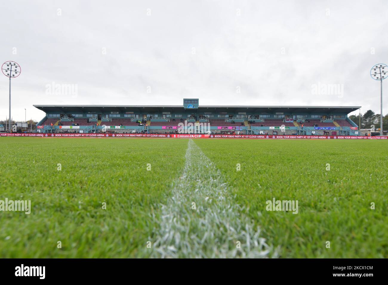 South Shields, Regno Unito. 05th Nov 2022. Panoramica generale del nuovo stand alla 1st cloud Arena durante la partita di fa Cup 1st Round tra South Shields e Forest Green Rovers al Mariners Park, South Shields sabato 5th novembre 2022. (Credit: Scott Llewellyn | NOTIZIE MI) Credit: NOTIZIE MI & Sport /Alamy Live News Foto Stock