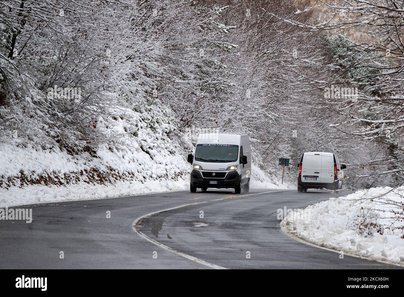 Neve a Terminillo, Rieti, Italia, il 29 novembre 2021. (Foto di Riccardo Fabi/NurPhoto) Foto Stock