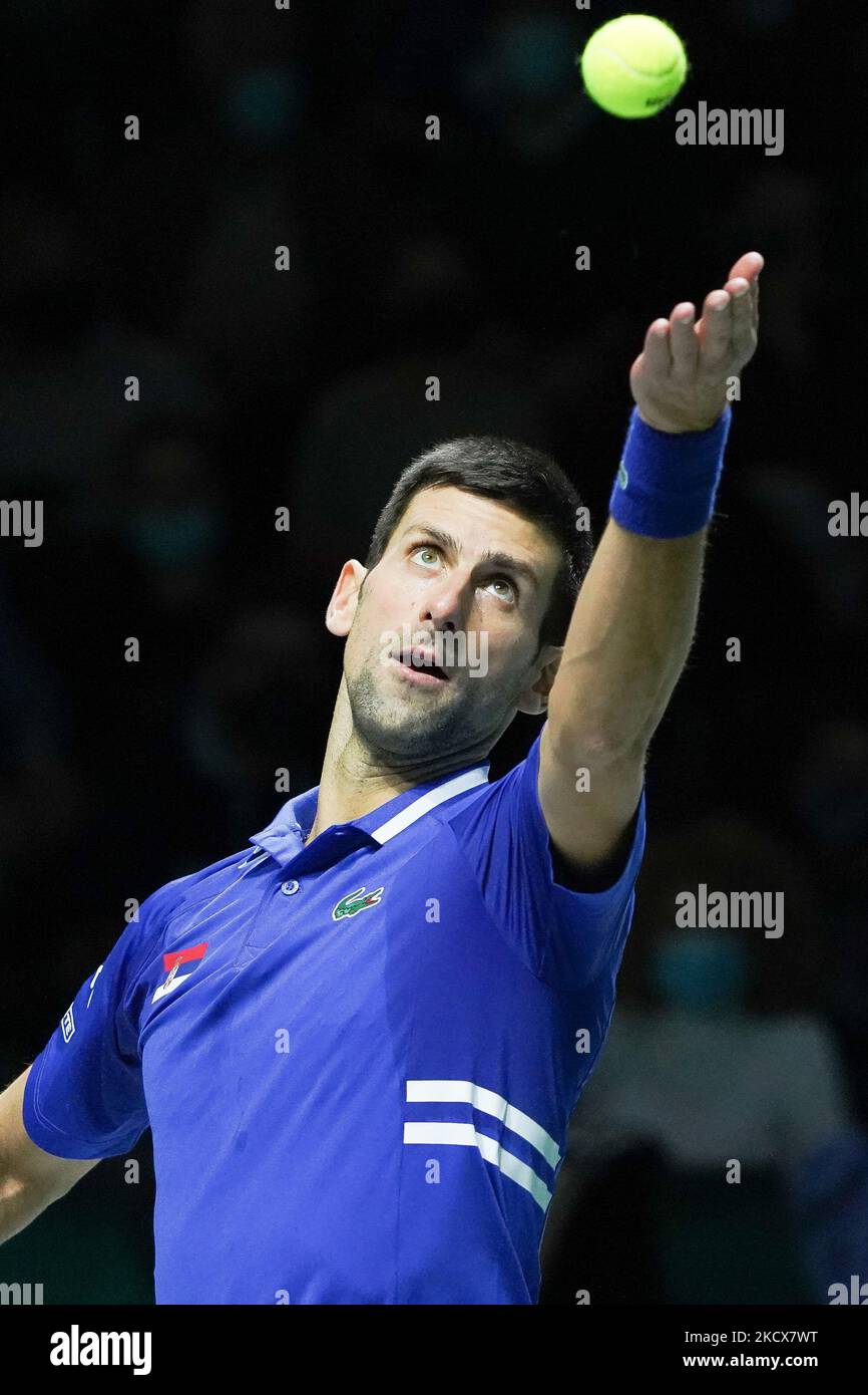 Novak Djokovic - Croazia - finali Coppa Davis 2021 - Semifinale 1 (Foto di Oscar Gonzalez/NurPhoto) Foto Stock