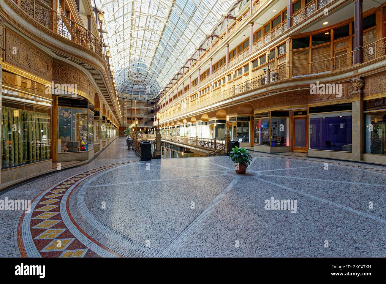 Il centro commerciale Arcade, 401 Euclid Avenue, include ora l'Hyatt Regency Hotel. Foto Stock