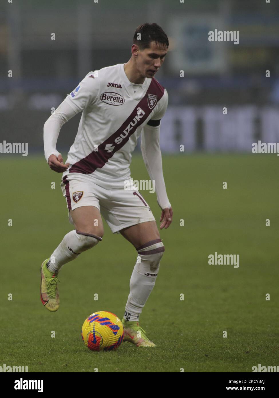 Saša Luki? Durante la Serie A match tra Inter e Torino, a Milano, il 22 dicembre 2021 (Photo by Loris Roselli/NurPhoto) Foto Stock