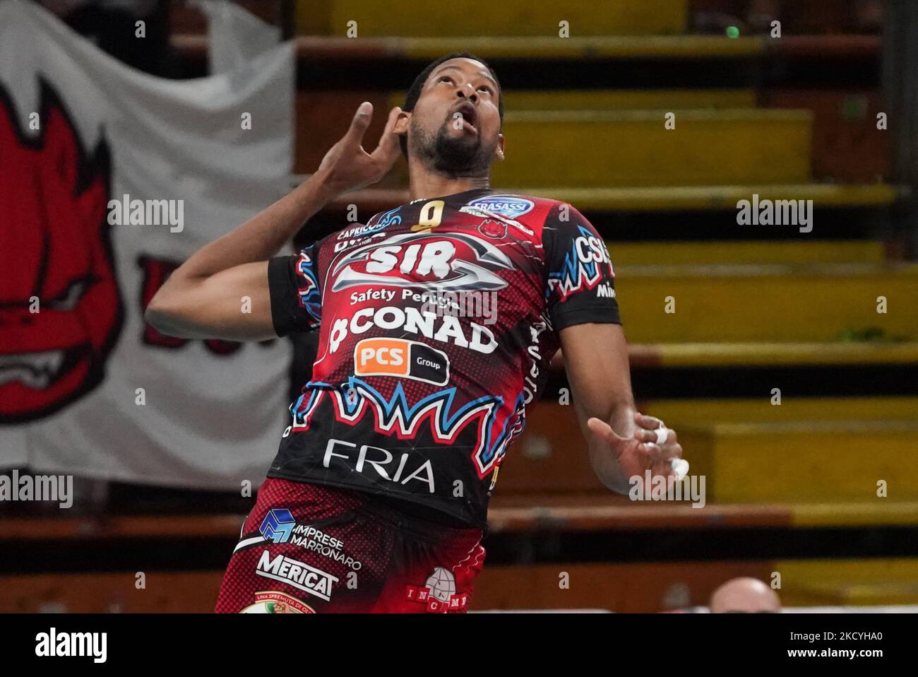 wilfredo leon venero (n.9 Signore sicurezza conad perugia) durante il Volley Campionato Italiano Serie A Men Superleague Sir Safety Conad Perugia vs Volley Verona il 29 dicembre 2021 al PalaBarton di Perugia (Foto di Loris Cerquiglini/LiveMedia/NurPhoto) Foto Stock