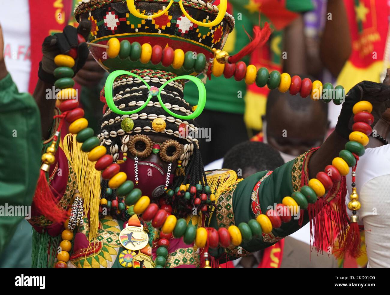 Tifosi durante il Camerun contro il Burkina Faso, Coppa delle Nazioni africane, allo Stadio Paul Biya il 9 gennaio 2022. (Foto di Ulrik Pedersen/NurPhoto) Foto Stock