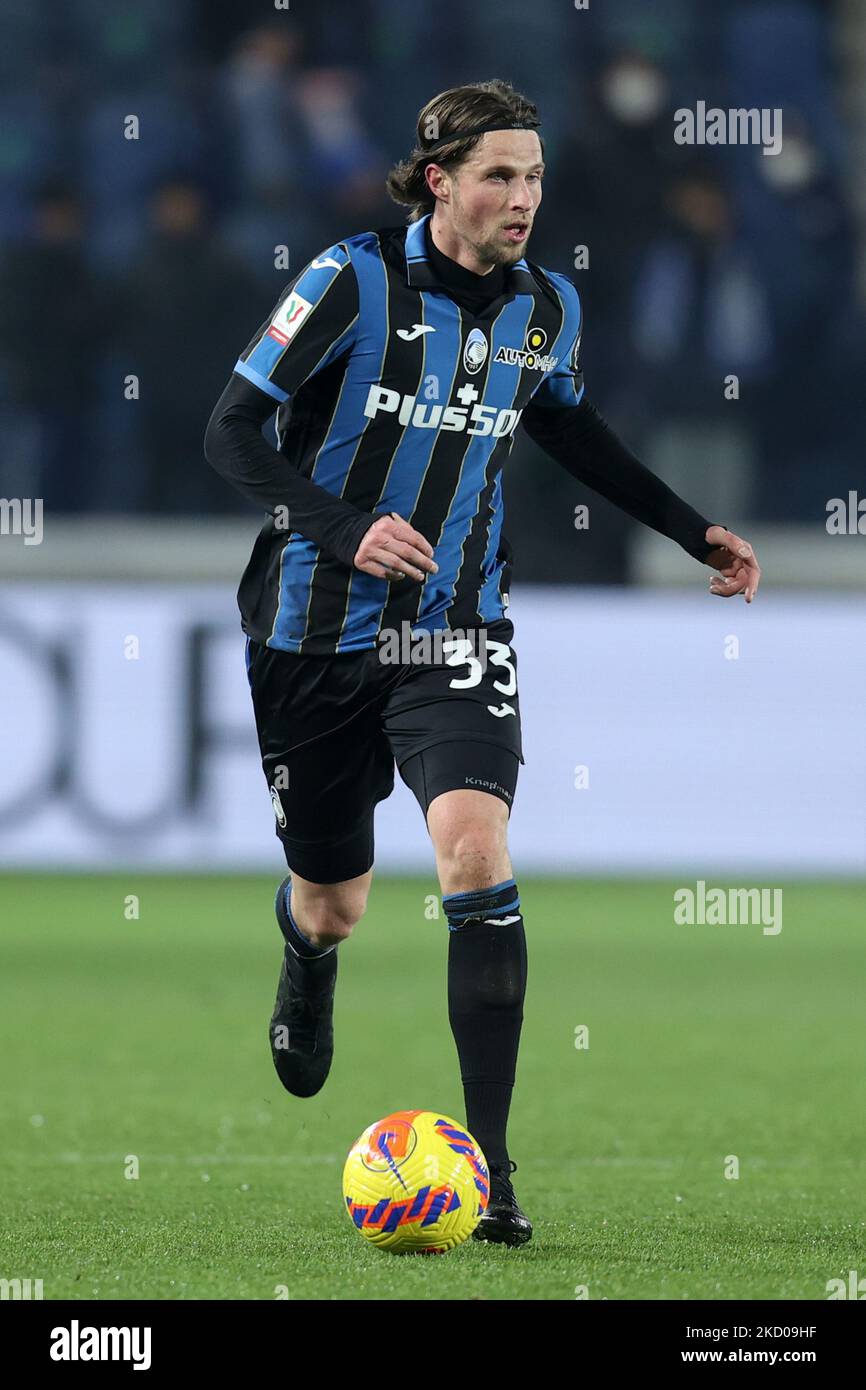 Hans Hateboer (Atalanta BC) in azione durante la partita di calcio italiana Coppa Italia Atalanta BC vs Venezia FC il 12 gennaio 2022 allo Stadio Gewiss di Bergamo (Photo by Francesco Scaccianoce/LiveMedia/NurPhoto) Foto Stock