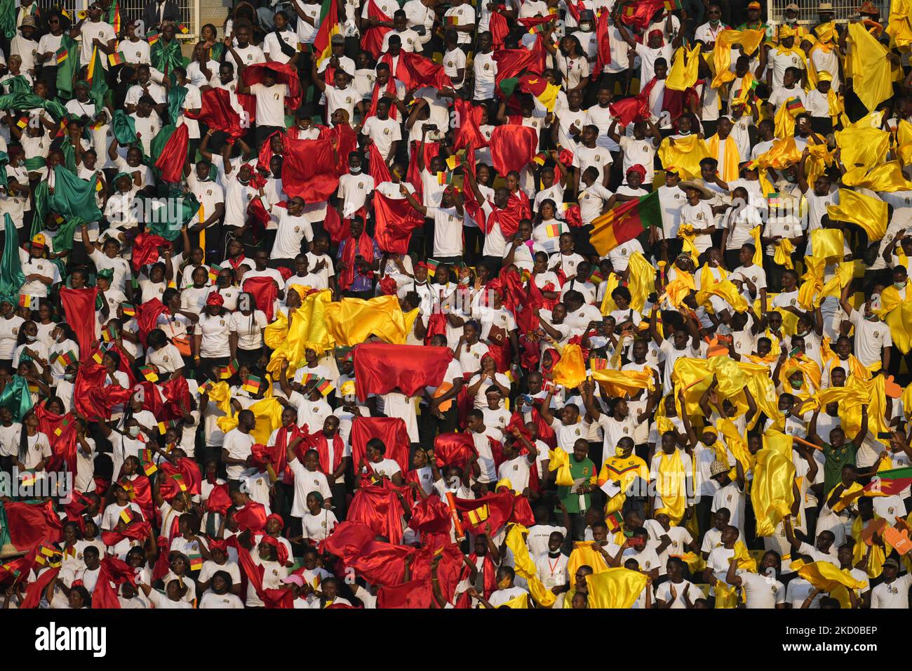 Tifosi durante il Camerun contro il Burkina Faso, Coppa delle Nazioni africane, allo Stadio Paul Biya il 9 gennaio 2022. (Foto di Ulrik Pedersen/NurPhoto) Foto Stock