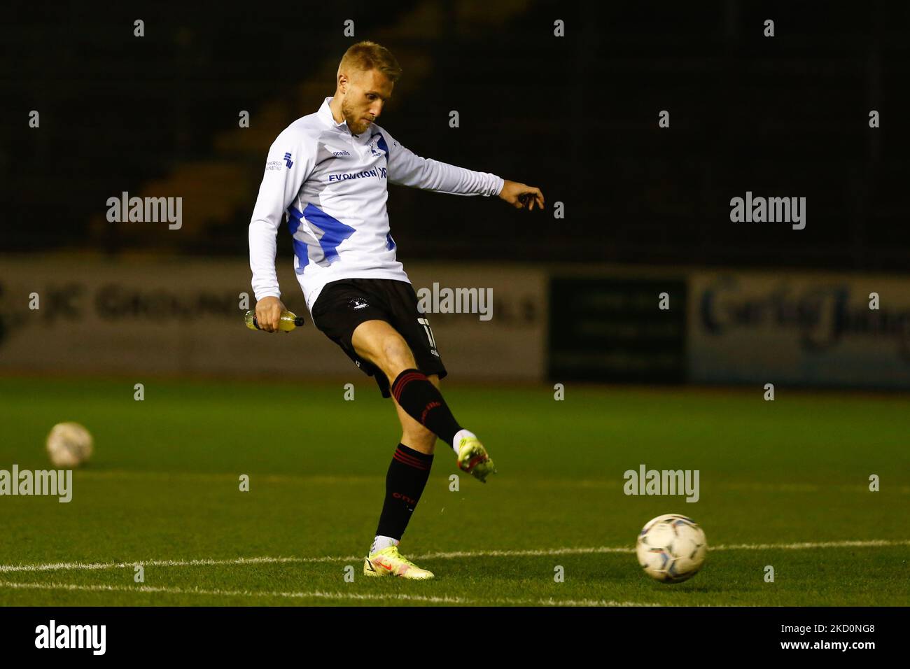 Marcus Carver di Hartlepool United si scalda durante la partita della Sky Bet League 2 tra Carlisle United e Hartlepool United a Brunton Park, Carlisle, martedì 18th gennaio 2022. (Foto di will Matthews/MI News/NurPhoto) Foto Stock