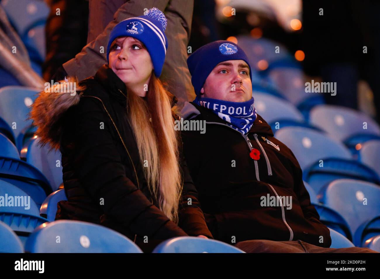 I fan di Hartlepool United si accollano durante la partita della Sky Bet League 2 tra Carlisle United e Hartlepool United a Brunton Park, Carlisle, martedì 18th gennaio 2022. (Foto di will Matthews/MI News/NurPhoto) Foto Stock