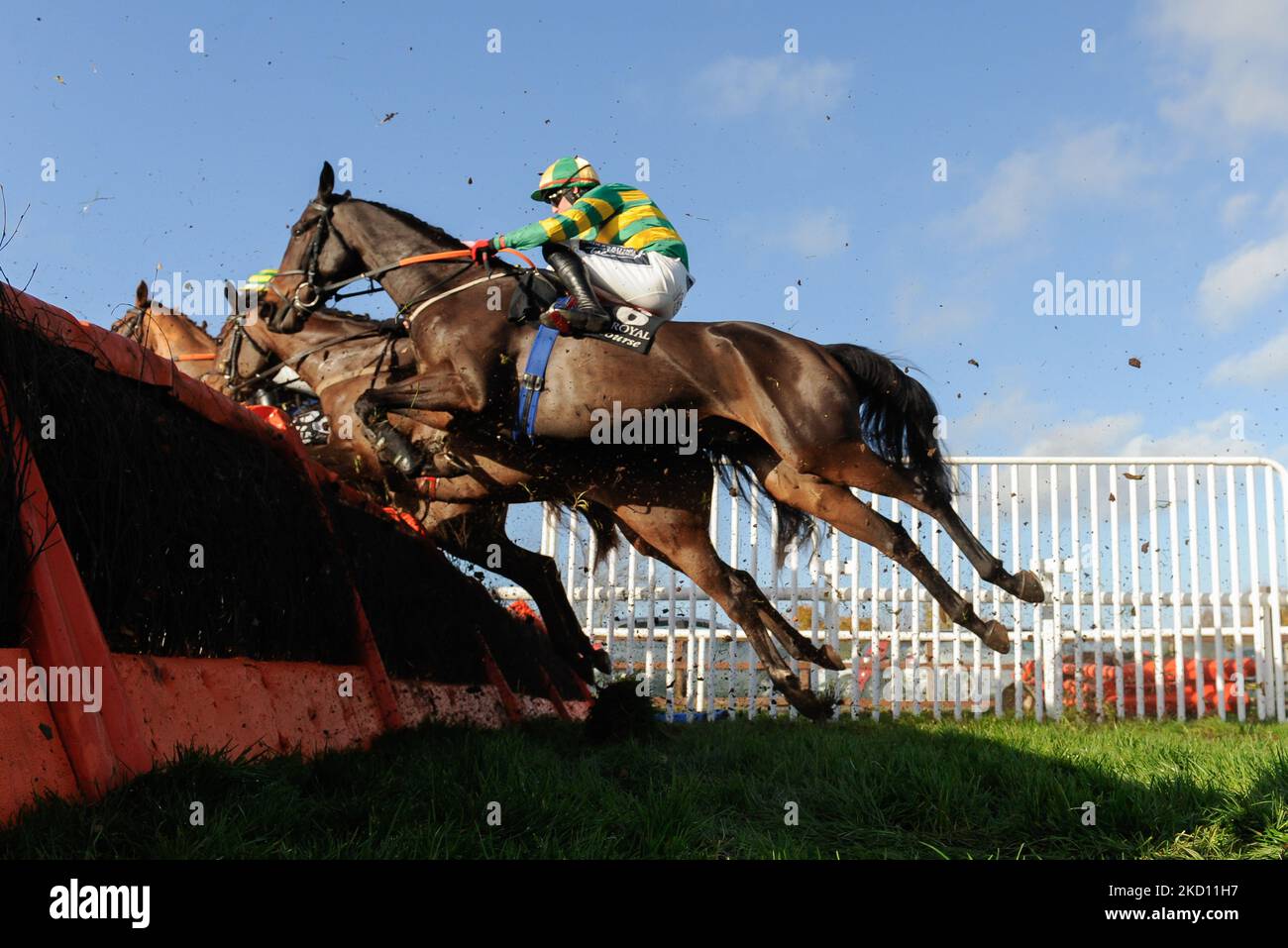 Belfast, Regno Unito. 05th Nov 2022. Invictus Machin e Keith Donoghue vincono l'ostacolo Maiden del Gruppo Tayto all'ippodromo Down Royal per l'allenatore Gavin Cromwell e il proprietario J.P,McManus Credit: JTW Equine Images/Alamy Live News Foto Stock