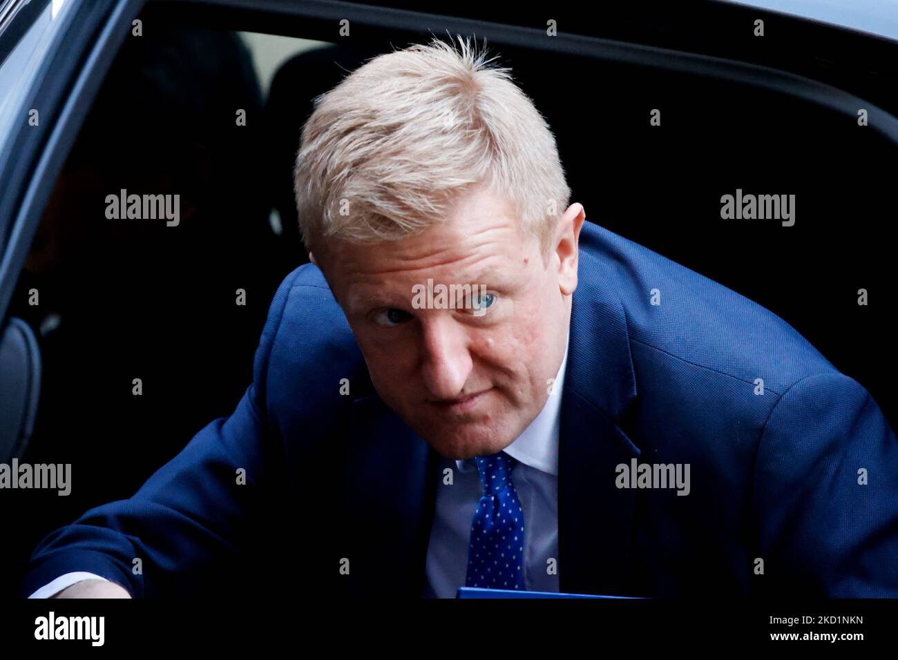 Ministro britannico senza Portfolio Oliver Downden, deputato del Partito conservatore per Hertsmere, arriva a Downing Street a Londra, in Inghilterra, il 2 febbraio 2022. (Foto di David Cliff/NurPhoto) Foto Stock
