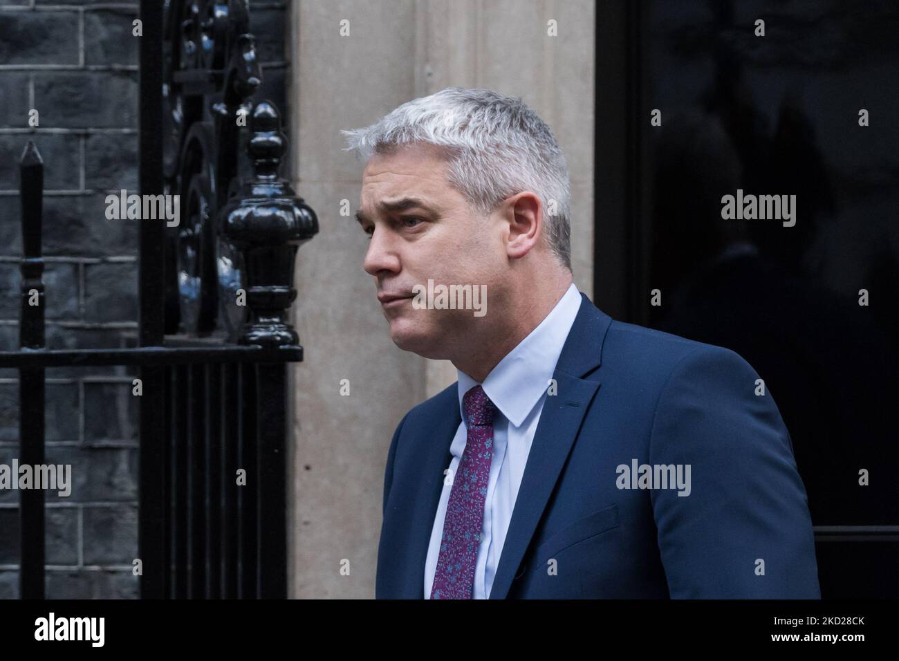 LONDRA, REGNO UNITO - 09 FEBBRAIO 2022: Cancelliere del Ducato di Lancaster e Ministro del Gabinetto, il Capo di Stato maggiore di Downing Street Steve Barclay lascia 10 Downing Street nel centro di Londra il 09 febbraio 2022 a Londra, Inghilterra. (Foto di Wiktor Szymanowicz/NurPhoto) Foto Stock