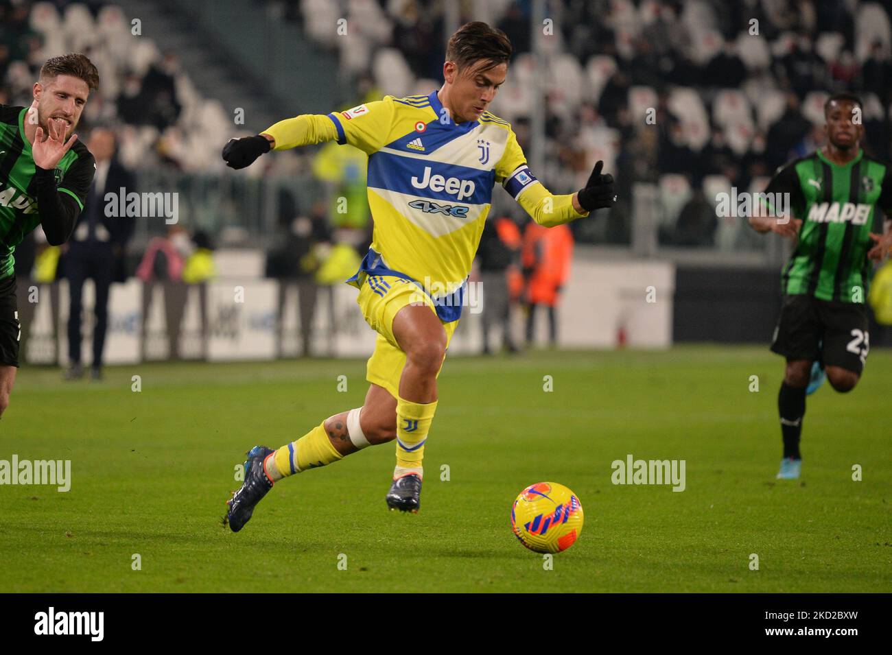 Paulo Dybala della Juventus FC durante la partita di calcio della Coppa Italia tra Juventus FC e US Sassuolo allo stadio Allianz, il 10 febbraio 2022 a Torino (Foto di Alberto Gandolfo/NurPhoto) Foto Stock