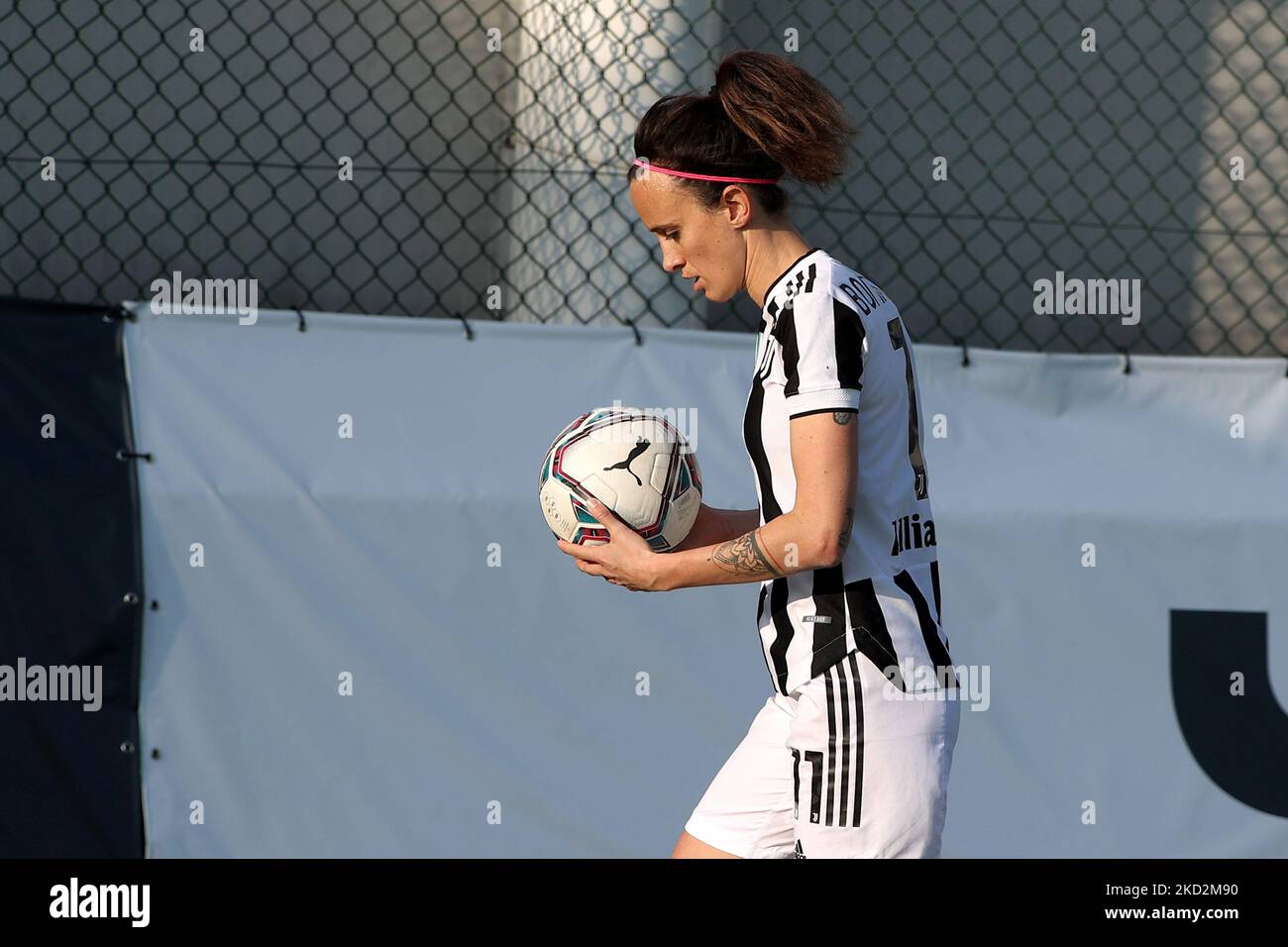 Barbara Bonansea (Juventus Women) durante la partita di calcio italiana Coppa Italia Femminile FC Juventus vs Inter - FC Internazionale il 13 febbraio 2022 presso il Juventus Training Center di Torino (Photo by Claudio Benedetto/LiveMedia/NurPhoto) Foto Stock