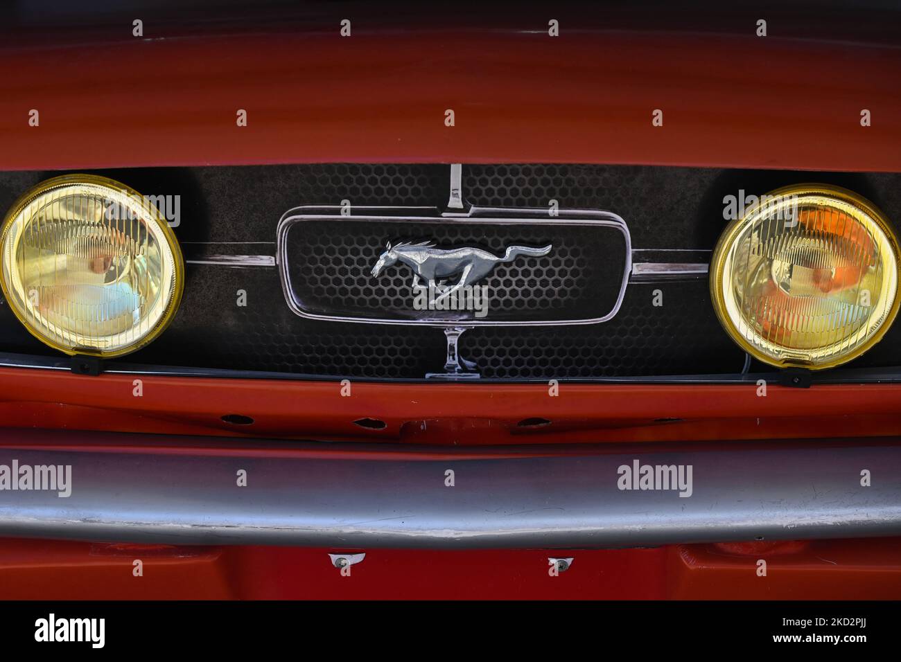 Logo Mustang visto su un auto Mustang in Merida ceneter. Domenica 13 febbraio 2022 a Merida, Yucatan, Messico. (Foto di Artur Widak/NurPhoto) Foto Stock Logo Mustang visto su un auto Mustang in Merida ceneter. Domenica 13 febbraio 2022 a Merida, Yucatan, Messico. (Foto di Artur Widak/NurPhoto) Foto Stock
