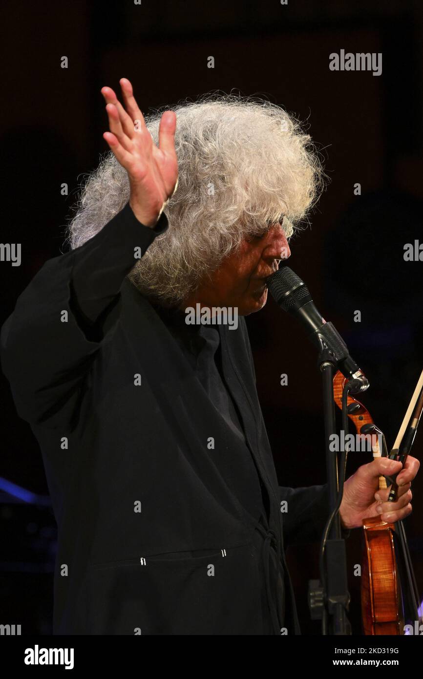 Angelo Branduardi durante il Concerto il Cammino dell'anima all'Auditorium Parco della Musica, 16th febbraio 2022, Roma (Foto di Domenico Cippitelli/LiveMedia/NurPhoto) Foto Stock