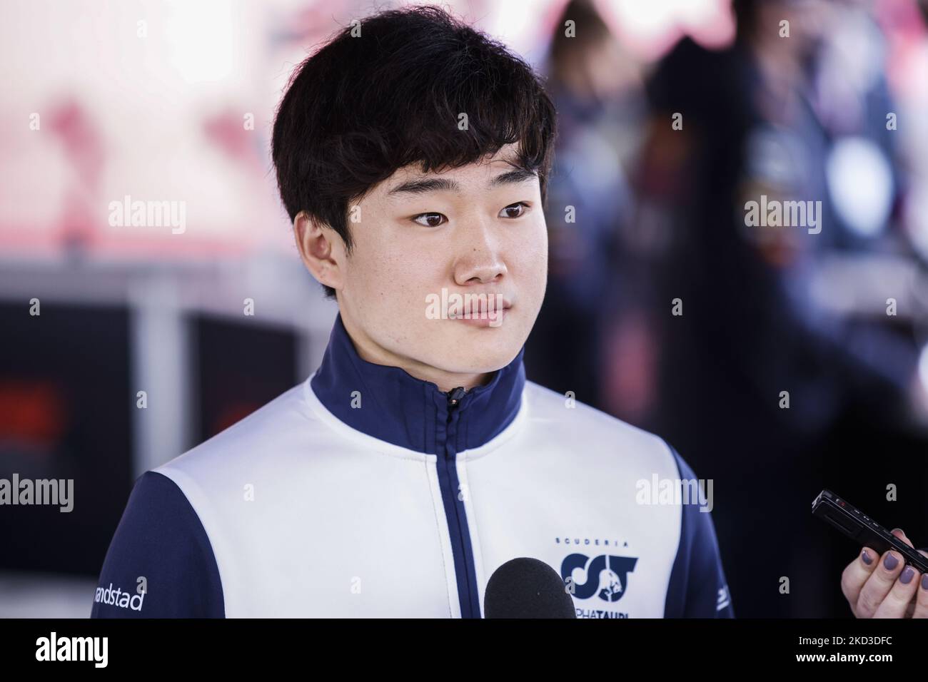 Yuki Tsunoda, Scuderia AlphaTauri, ritratto durante le prove invernali di Formula 1 sul circuito di Barcellona - Catalunya il 24 febbraio 2022 a Barcellona, Spagna. (Foto di Xavier Bonilla/NurPhoto) Foto Stock